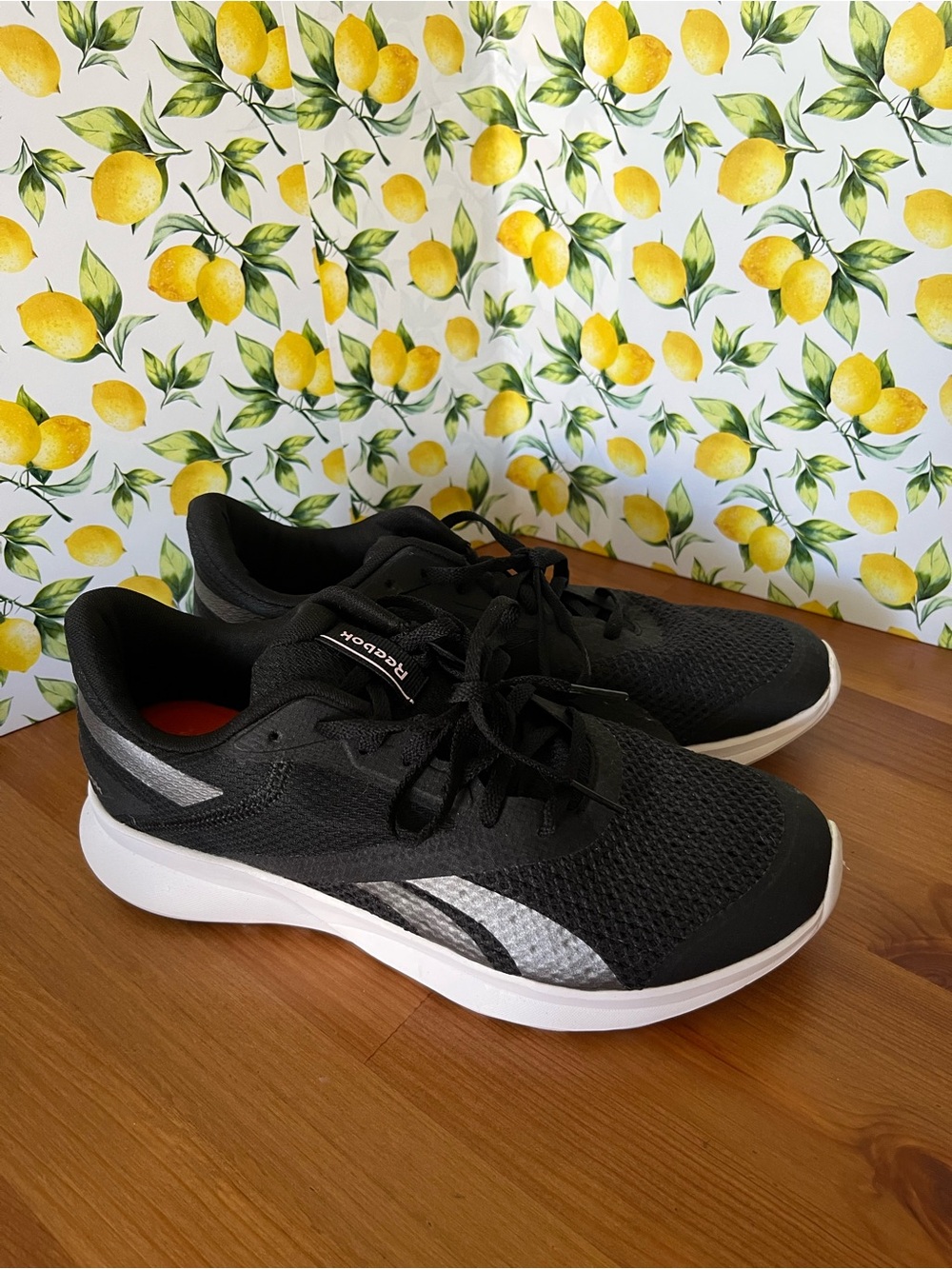 Reebok Black Mesh Women’s US 8